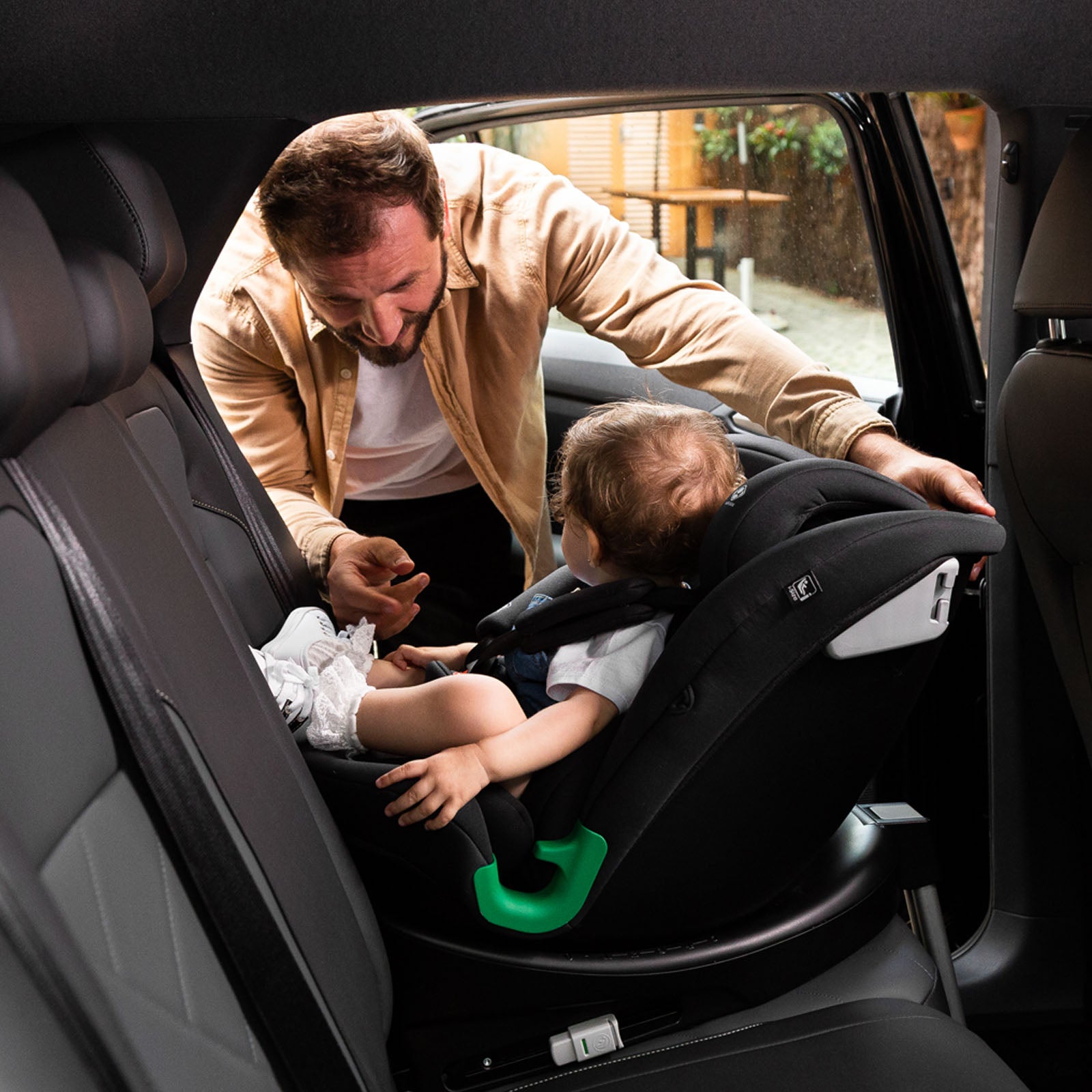 Cadeirinha Orbital 360 i-Size -  Black -  Safety 1st